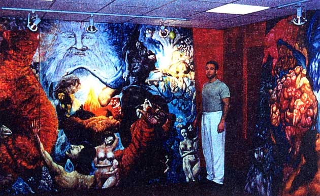 Alexander Kanevsky in 2000 after his “Creation”, whereof in front he poses, has won the First International Award in Fine Arts in Italy in 1999